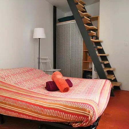 Spacious 3 Bedroom Center Trainstation מונפלייה