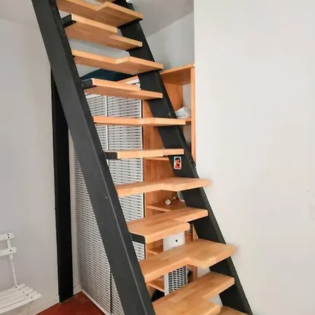 Spacious 3 Bedroom Center Trainstation דירה מונפלייה